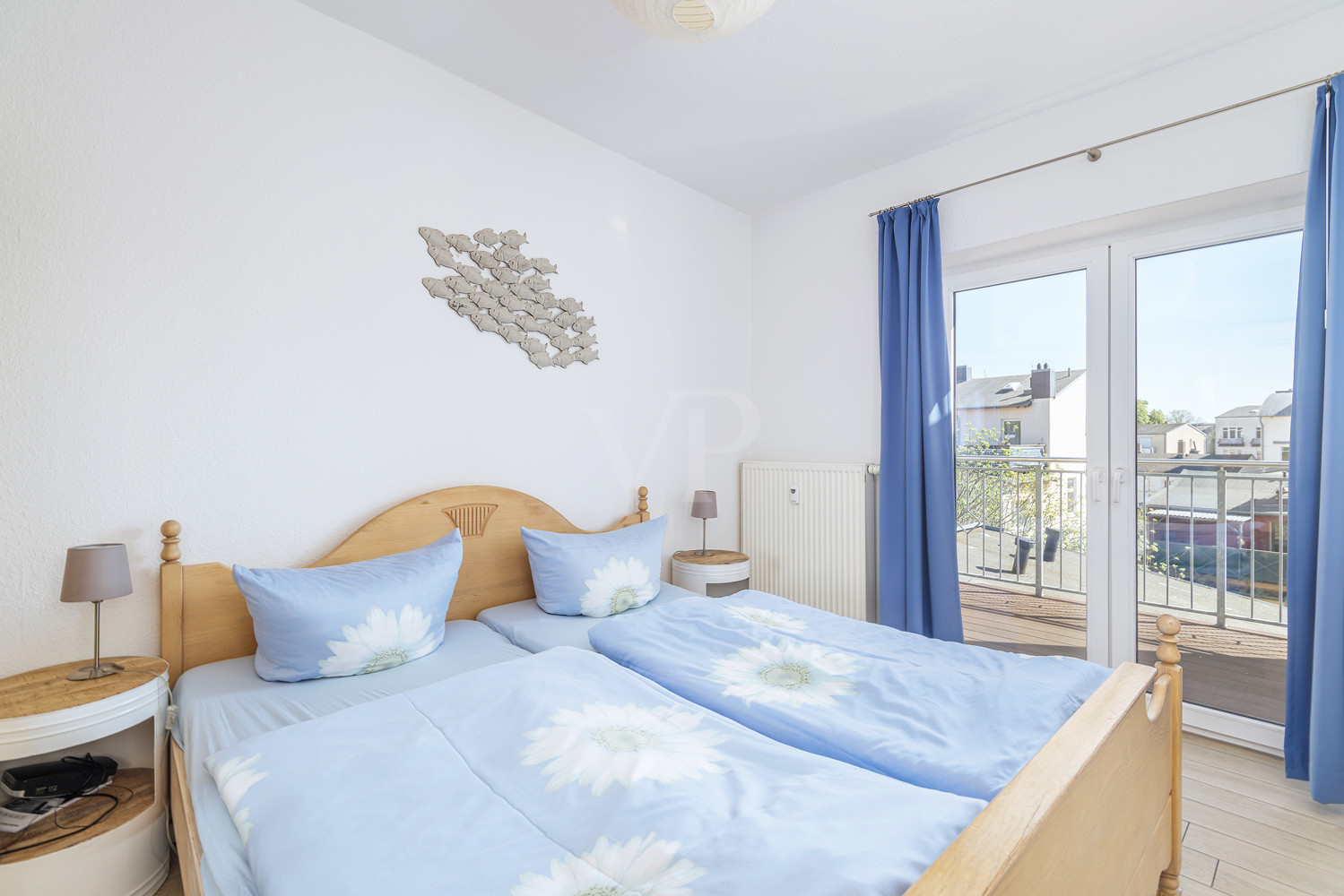 Schlafzimmer mit Balkonzugang