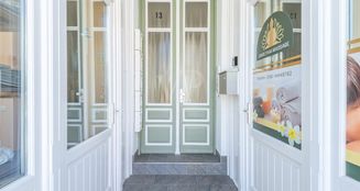 von_poll_real_estate_property_25092017_image_16