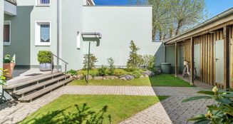 von_poll_real_estate_property_25092017_image_19