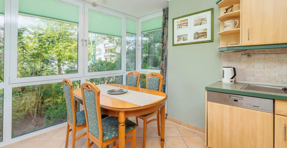 Essbereich mit Glaserker