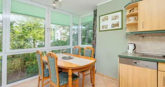 von_poll_real_estate_property_24092011_image_7