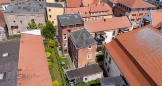 von_poll_real_estate_property_25092026_image_12