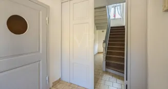 von_poll_real_estate_property_25092026_image_2