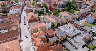 von_poll_real_estate_property_25092026_image_11