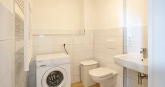 von_poll_real_estate_property_25092026_image_7