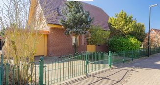 von_poll_real_estate_property_25092003P_image_0