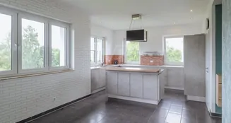 von_poll_real_estate_property_24092037A_image_6