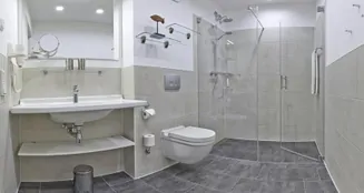 von_poll_real_estate_property_24092051_image_4