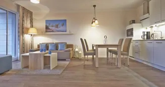 von_poll_real_estate_property_24092051E_image_2