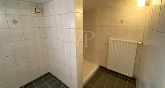 von_poll_real_estate_property_25092021_image_13