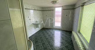 von_poll_real_estate_property_25092021_image_9