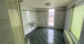 von_poll_real_estate_property_25092021_image_9