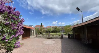 von_poll_real_estate_property_25092021_image_15