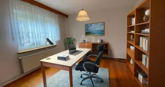 von_poll_real_estate_property_25092021_image_7