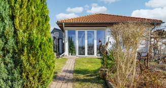 von_poll_real_estate_property_25092007_image_1