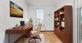 von_poll_real_estate_property_25092007_image_9