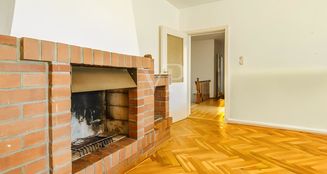 von_poll_real_estate_property_25092012_image_7