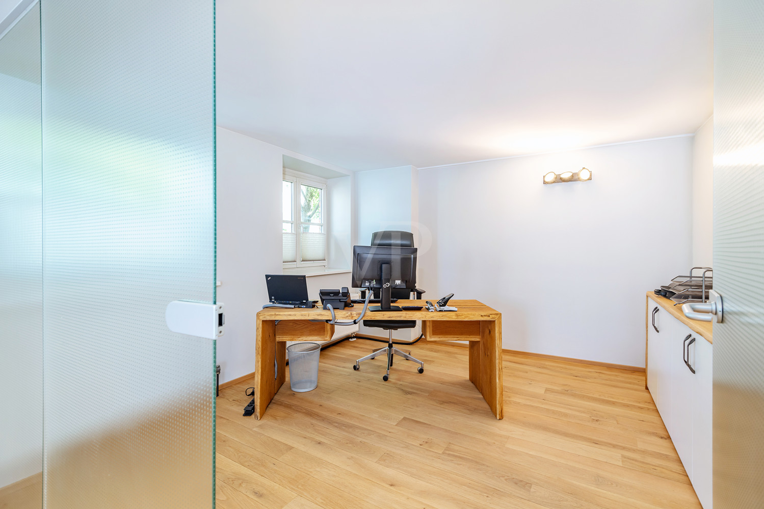 Büro