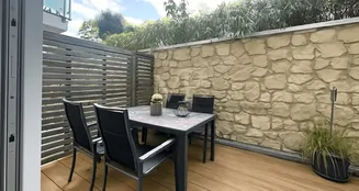 von_poll_real_estate_property_25092025_image_9