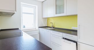 von_poll_real_estate_property_25092015_image_4