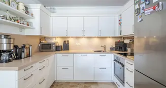 von_poll_real_estate_property_25092030_image_3