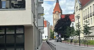 von_poll_real_estate_property_25092027_image_0