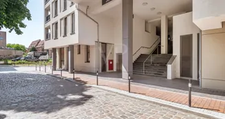 von_poll_real_estate_property_25092027_image_3