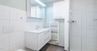 von_poll_real_estate_property_25092027_image_17