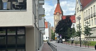 von_poll_real_estate_property_25092027_image_1