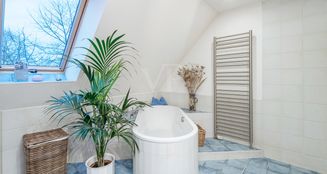 von_poll_real_estate_property_25092010P_image_7