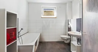 von_poll_real_estate_property_HG969_image_3