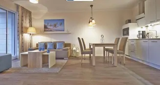 von_poll_real_estate_property_HQ623_image_0