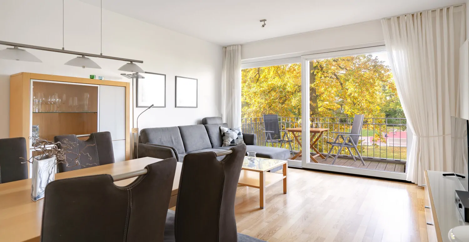 Wohn-und Essbereich mit Balkon in SüdWest Ausrichtung