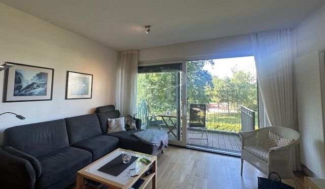 Wohnbereich mit vorgelagertem Balkon