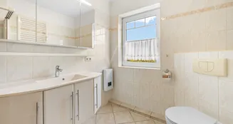 von_poll_real_estate_property_25092045_image_4