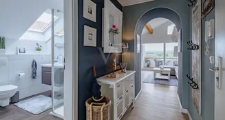 von_poll_real_estate_property_25092046_image_6