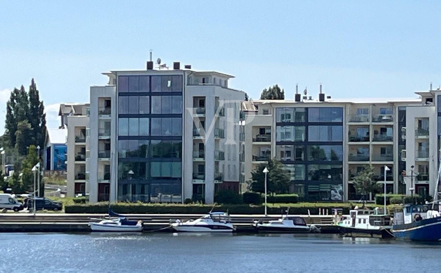 Wasseransicht Gebäudeensemble Hafencity