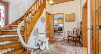 von_poll_real_estate_property_25092050_image_2