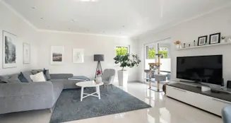 von_poll_real_estate_property_25092041P_image_2