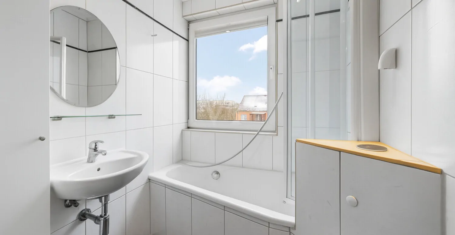 modernisiertes Badezimmer