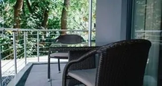 von_poll_real_estate_property_26092007_image_8