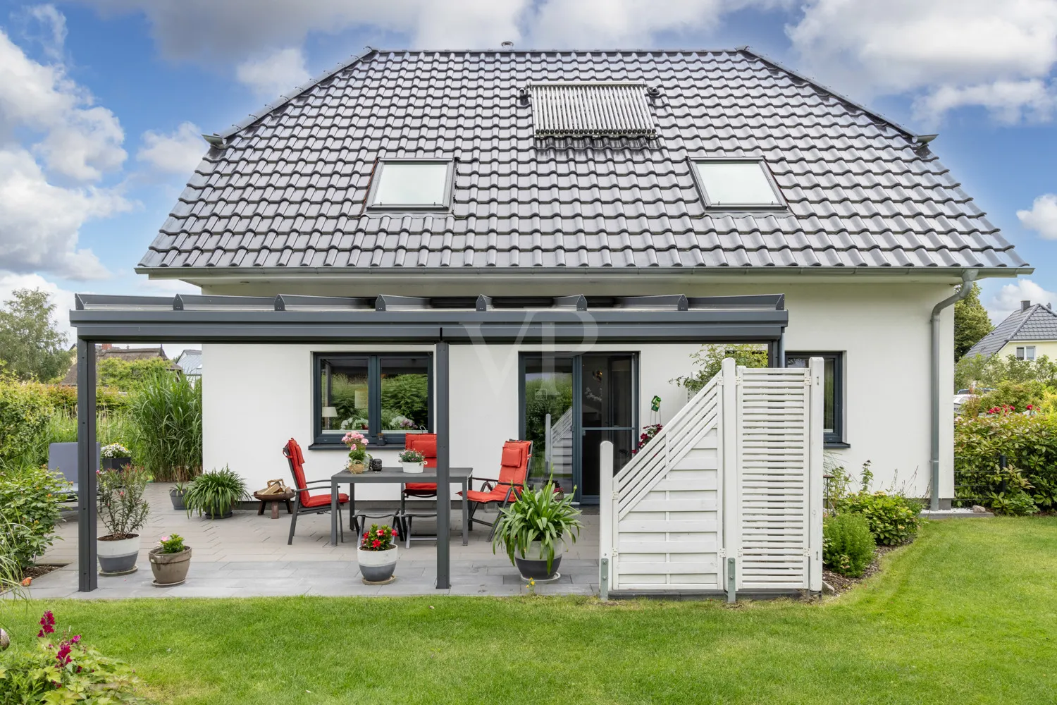 überdachte Terrasse