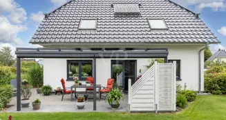 von_poll_real_estate_property_26092009_image_16