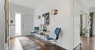 von_poll_real_estate_property_26092009_image_3