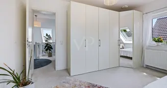 von_poll_real_estate_property_26092009_image_12