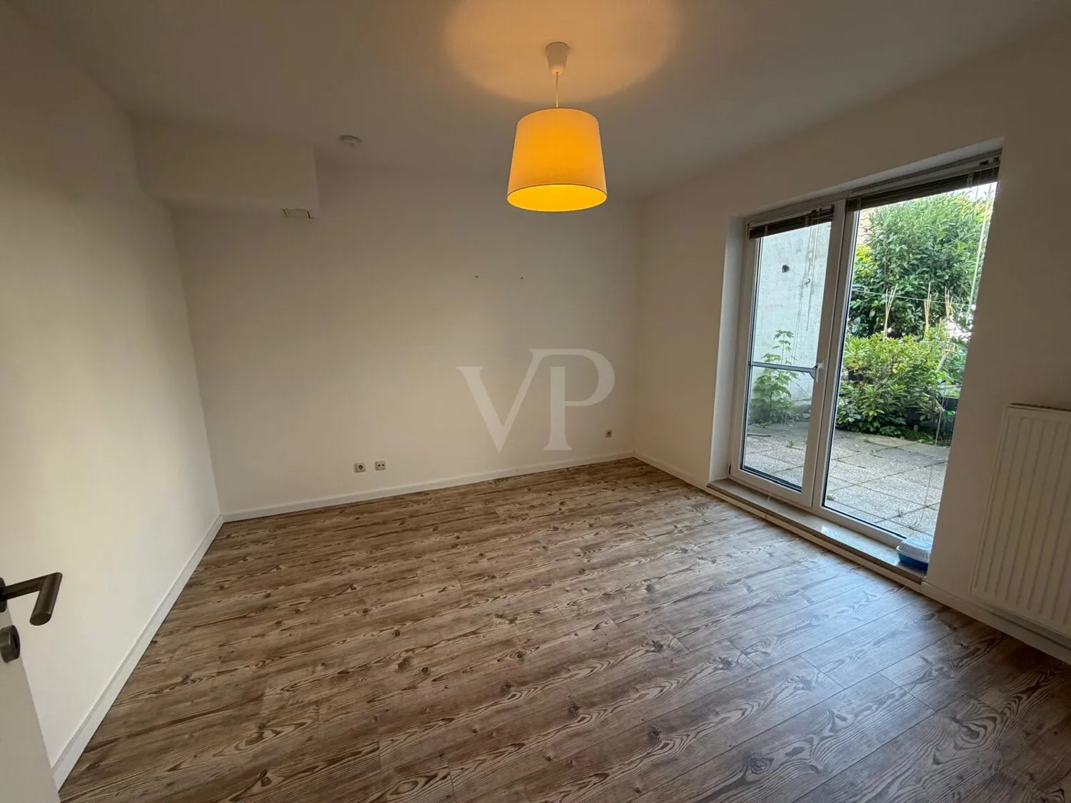 Schlafzimmer mit Terrassenzugang