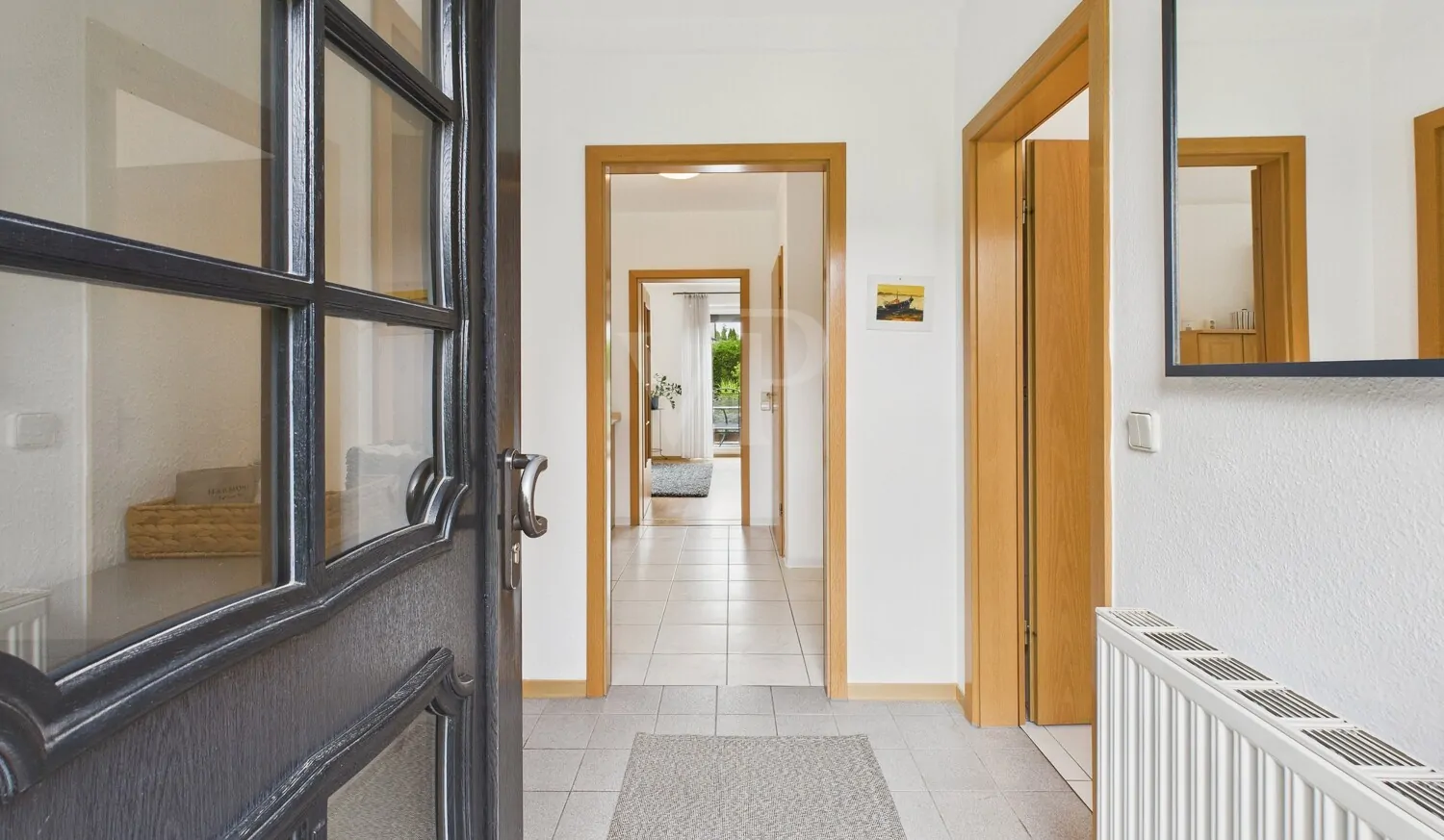 Hauseingangsbereich / Windfang / Flur