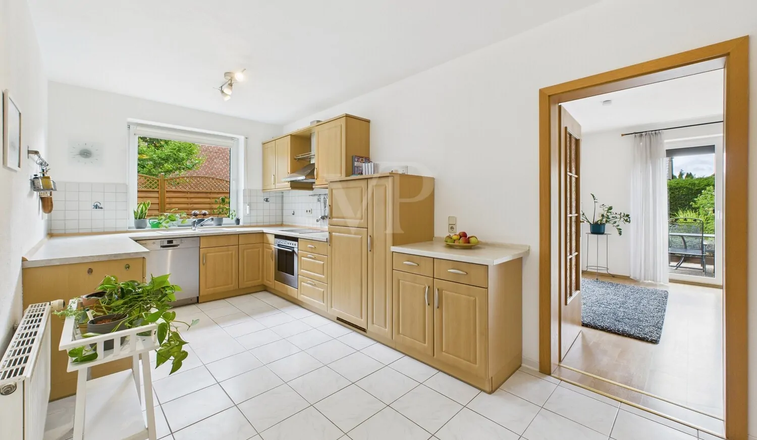 Küche inkl. aller Einbaugeräte