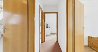 von_poll_real_estate_property_25206076_image_8