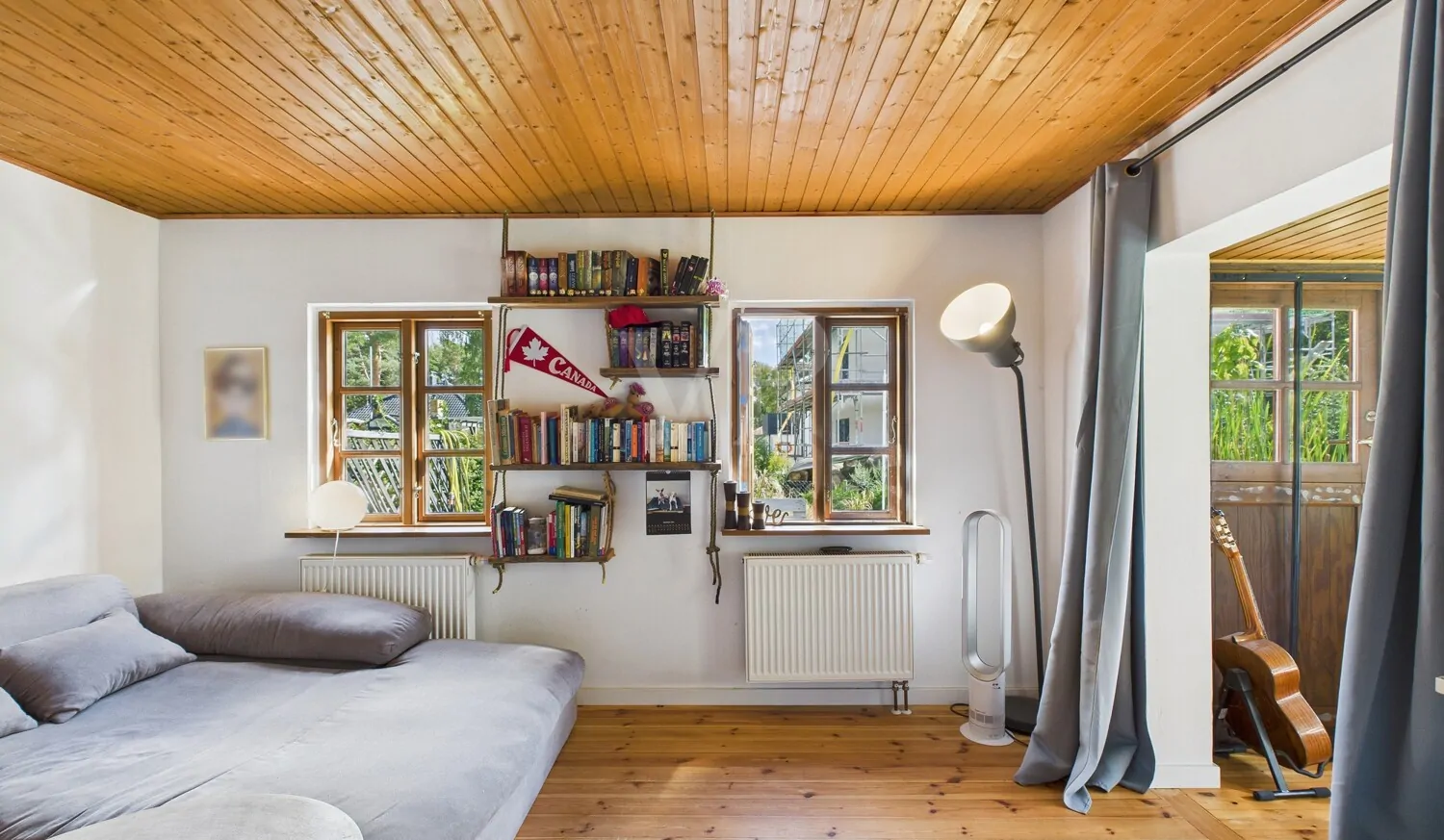 Wohn-Essbereich mit angrenzendem Wintergarten